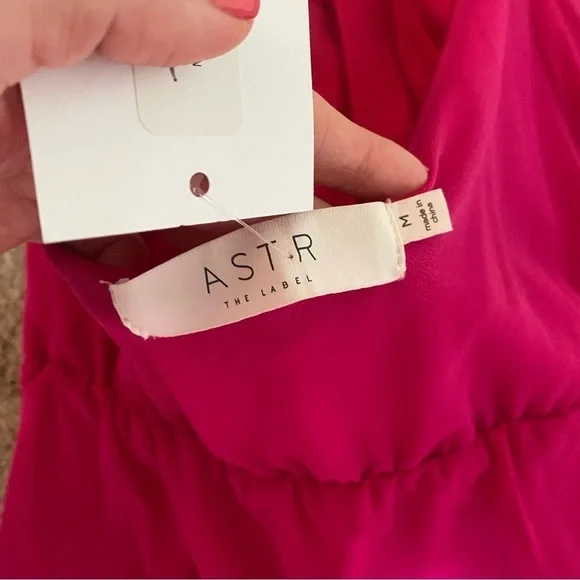 ASTR The Label Quinta Chain Halter Satin Dress Fuchsia M NWT - Picture 7 of 8
